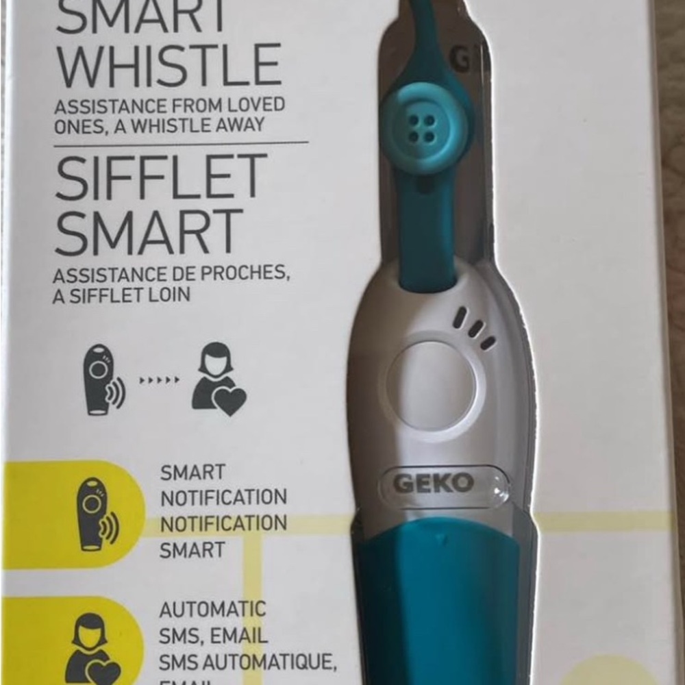 Geko Smart Whistle in Blue and White